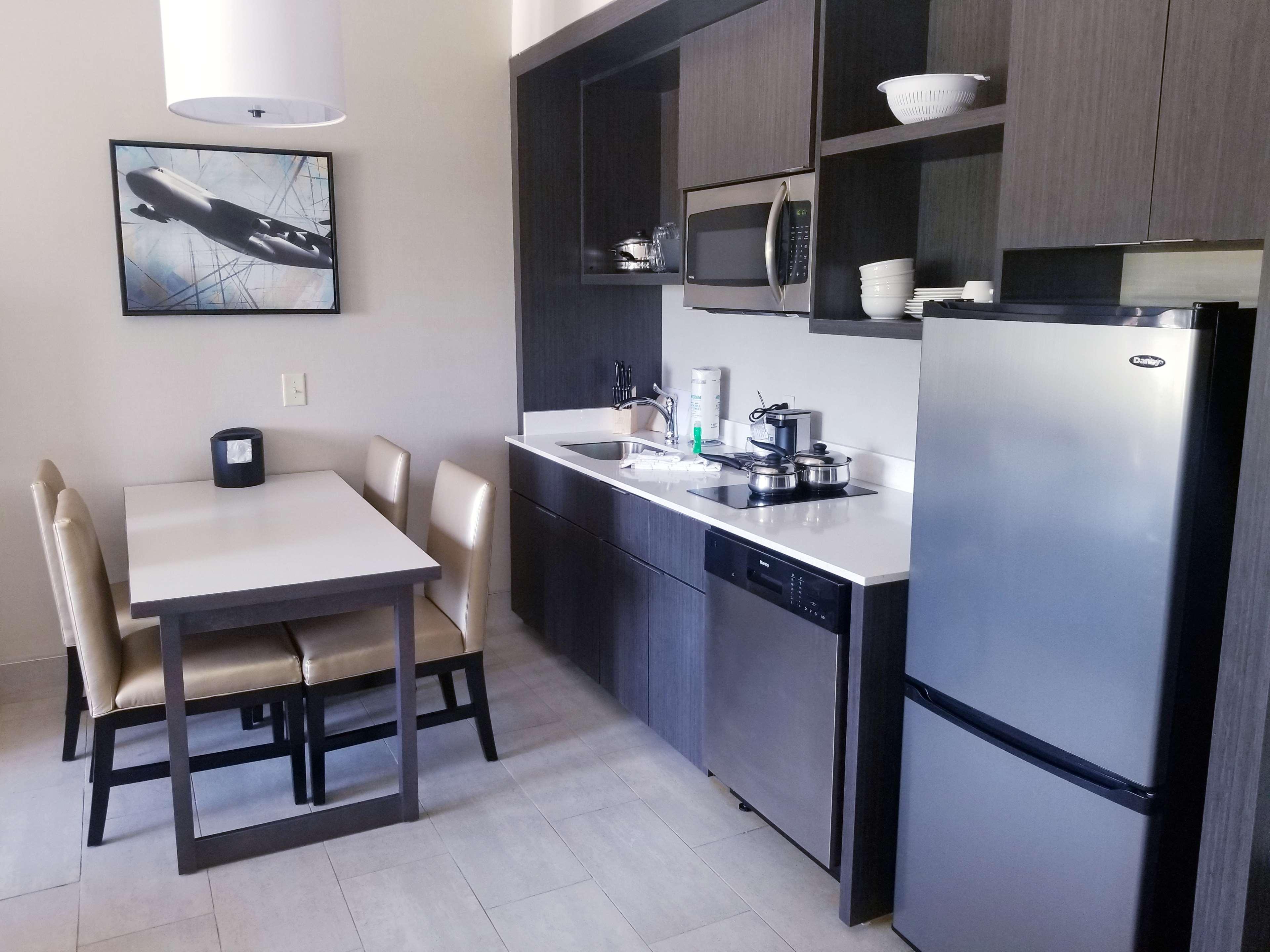 Best Western Plus Executive Residency Rigby'S Water World Hotel Ворнер-Робінс Екстер'єр фото