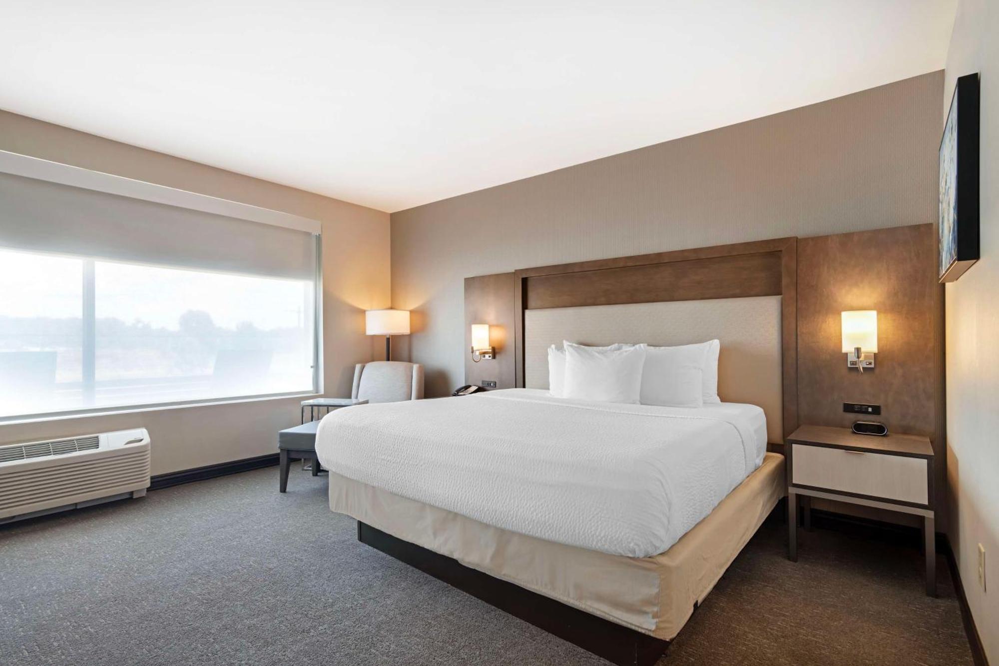 Best Western Plus Executive Residency Rigby'S Water World Hotel Ворнер-Робінс Екстер'єр фото