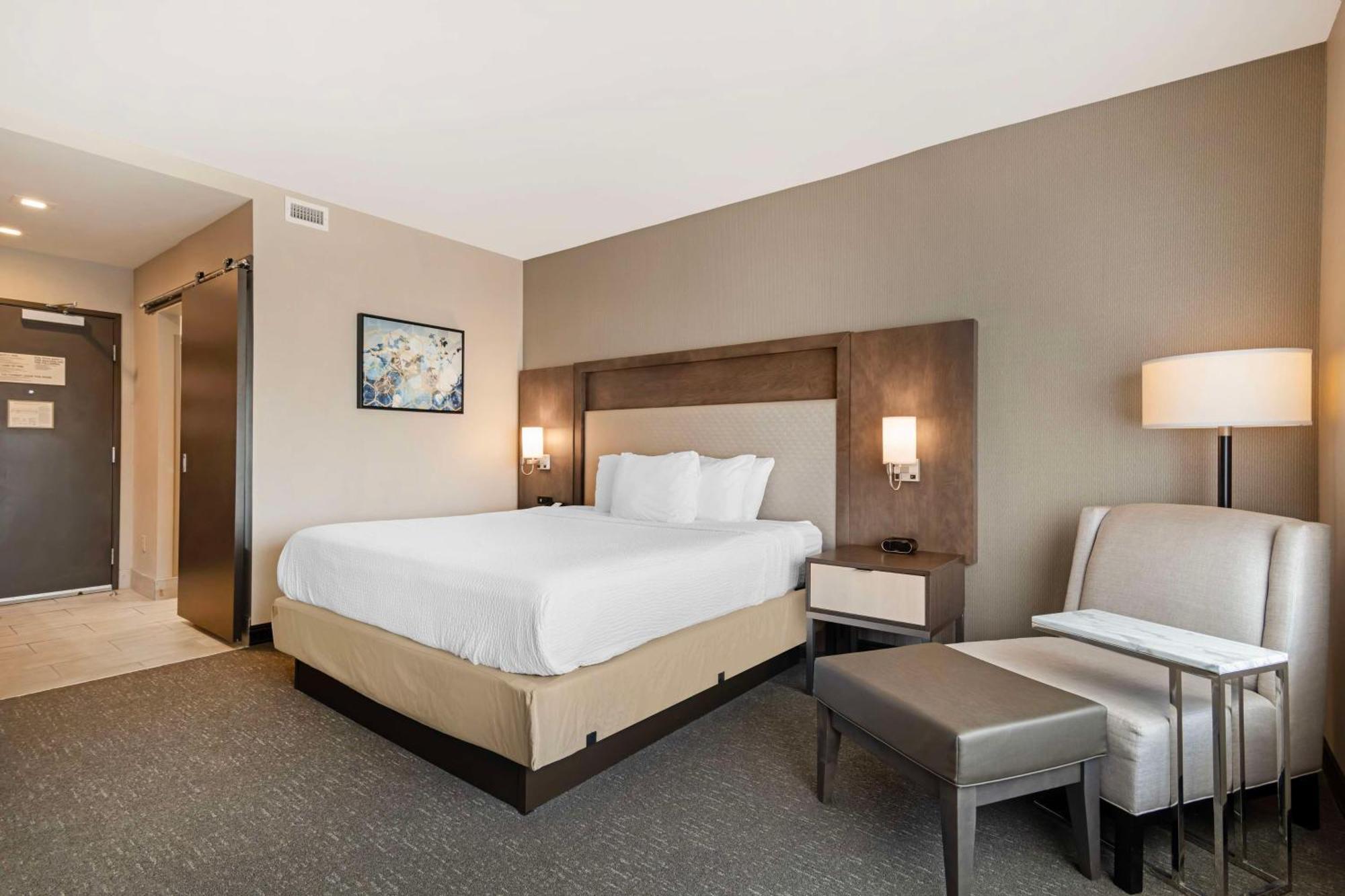 Best Western Plus Executive Residency Rigby'S Water World Hotel Ворнер-Робінс Екстер'єр фото