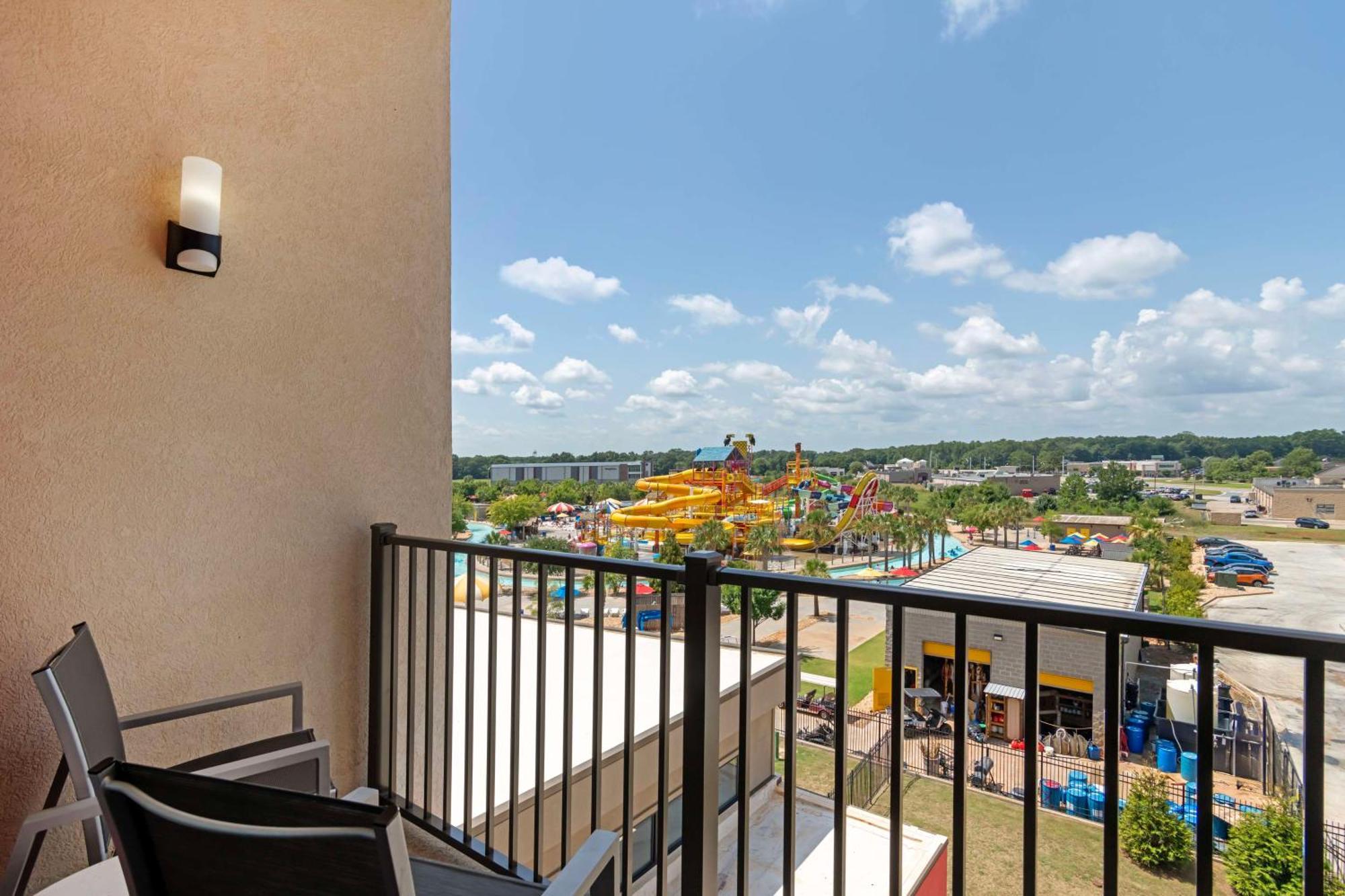 Best Western Plus Executive Residency Rigby'S Water World Hotel Ворнер-Робінс Екстер'єр фото